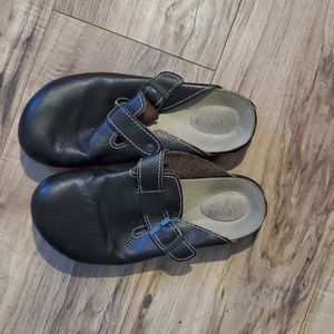 Birkenstock style shoe